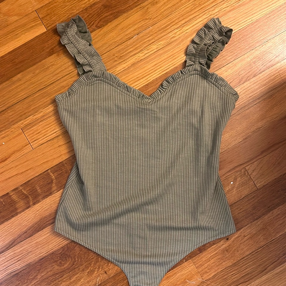 Pink Lily olive green ribbed body suit ruffle straps size L